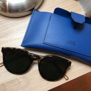 Gentle Monster black Peter sunglasses 🕶